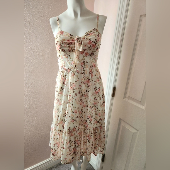 AUW Dresses & Skirts - AUW Floral Tiered Midi Dress Cream Pink Tie Front Smocked Cottagecore Medium